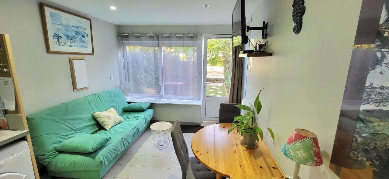 Residences Les Sansonnets "Appartements & Studios" Jonzac Exterior foto